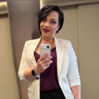 Dr. Linda Iszlai