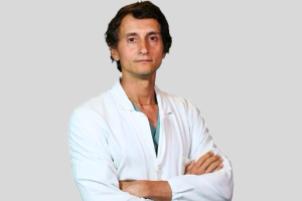 Dr. CAPOROSSI TOMASO