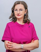 Dr. Ramona Popovici