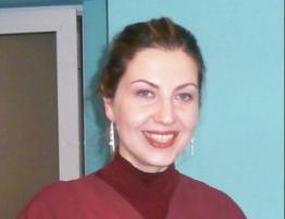 Dr. ROXANA DRAGHINCESCU